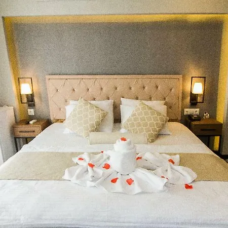 Aparthotel Hit Avcilar 4*