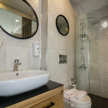 Hit Avcilar Aparthotel 4*